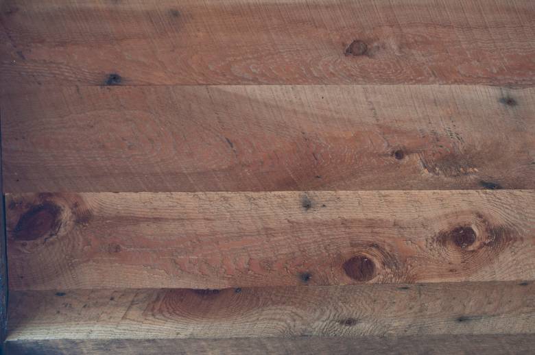 Circle-Sawn Harbor Fir (Close-up)