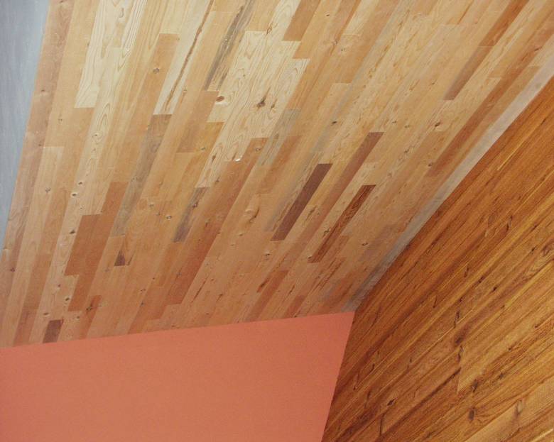 White Pine Paneling / White/Red Pine Paneling