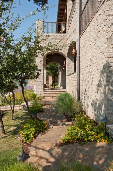 Hand Hewn Skins and Timbers in Texas Residence