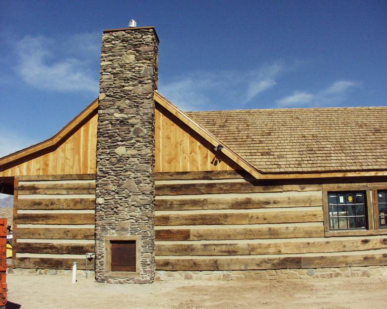 Utah Workshop Siding / 6x14 Weathered Timber Siding