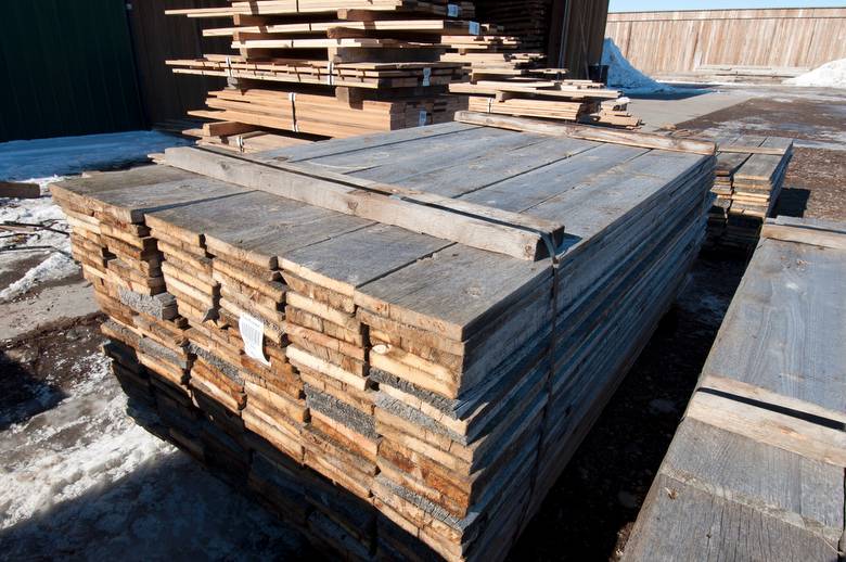 BC 121141--1 x 8 Gray Barnwood