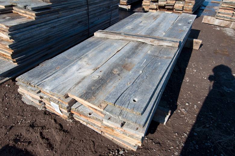 BC 121153--1 x 10 Gray Barnwood