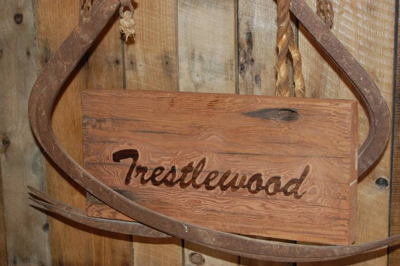 Trestlewood Redwood Sign