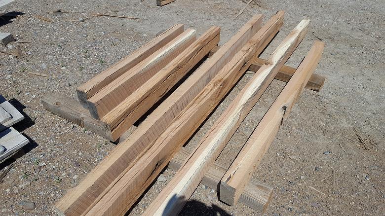 4x6 RubyOak Rustic Circle-Sawn for Rafter Tails