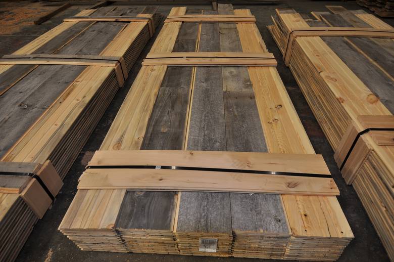 Antique Gray Shiplap Lumber