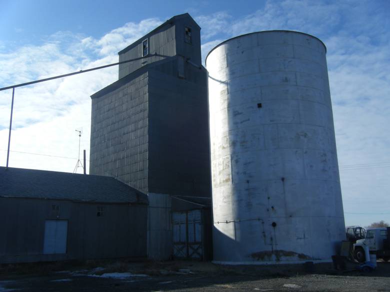 Grain Elevator Deconstruction