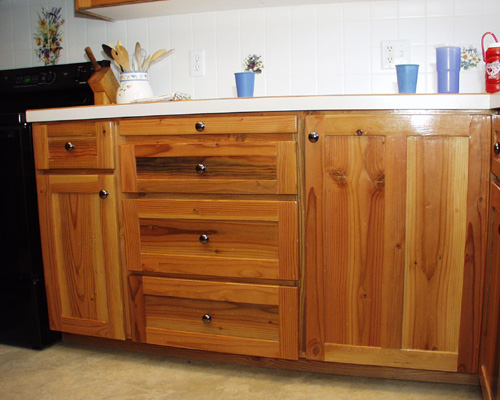 Trestlewood II Cabinets / Trestlewood II