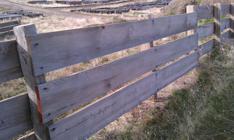 1.5 x 12 Gray/Brown Fencing Material