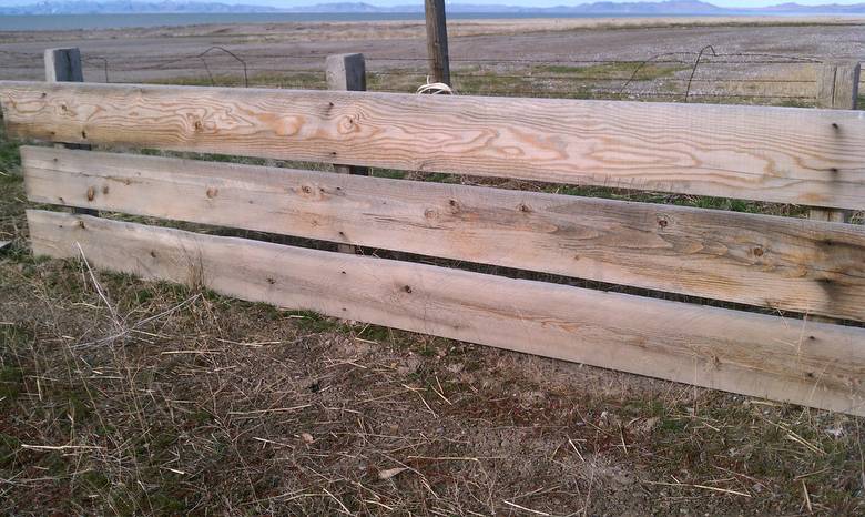 1.5 x 12 Gray/Brown Fencing Material