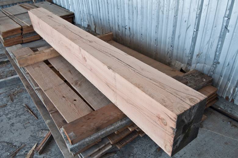 8 x 11 x 8' DF Band-Sawn Mantel