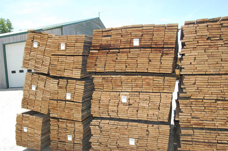 Oak Fencing ready to be loaded in shipping containers