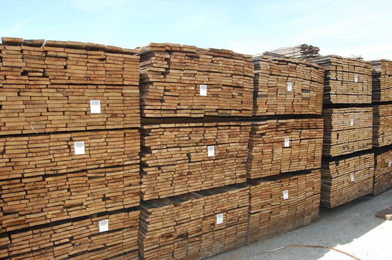 Oak Fencing ready to be loaded in shipping containers