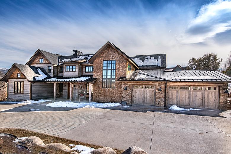 Horizontal Wedge NatureAged Barnwood Siding, Hand-Hewn Timbers, and WeatheredBlend Timbers