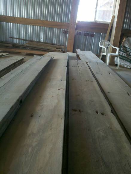 Gray (w/brown tones) Smooth Barnwood