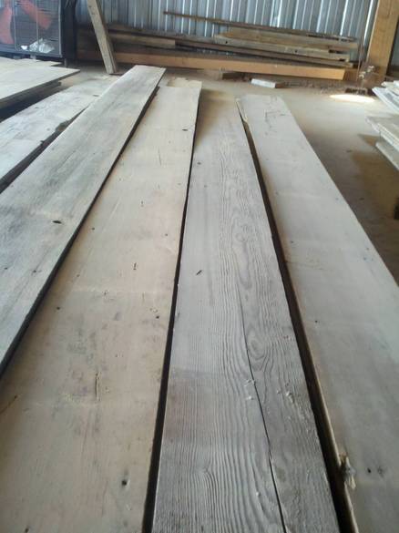 Gray (w/brown tones) Smooth Barnwood