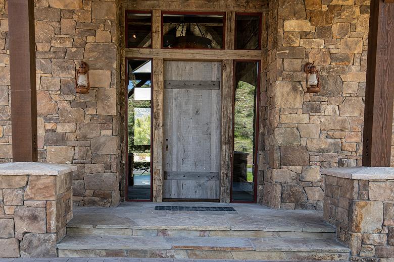 Antique Gray Barnwood and Faded Red Barnwood