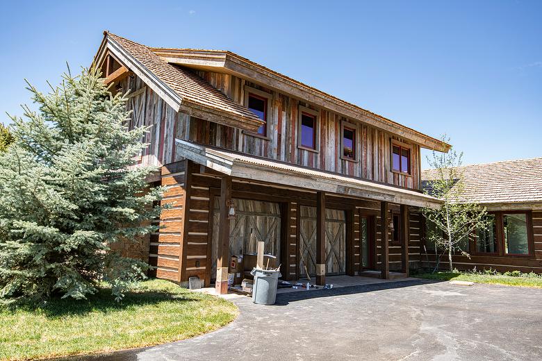 Antique Gray Barnwood and Faded Red Barnwood