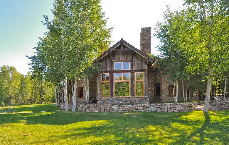 Hand-Hewn Timbers and Mixed Antique Barnwood