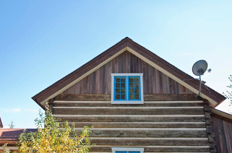 Faded Red Barnwood