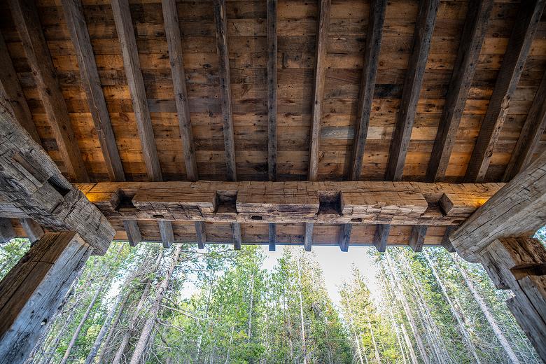 Hand-Hewn Timbers, WeatheredBlend Timbers, and Antique Mixed Gray/Brown Barnwood