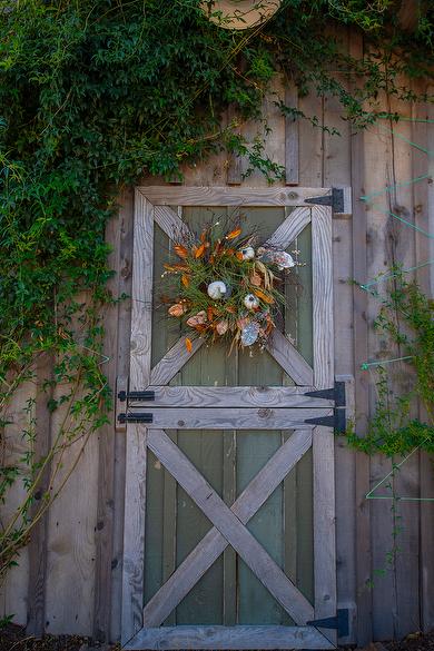 WeatheredBlend Gray Board-and-Bat Siding