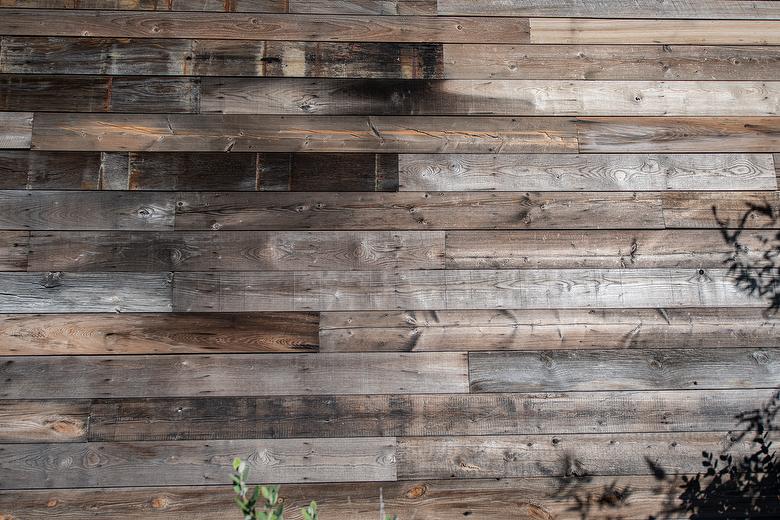 WeatheredBlend Gray Shiplap Lumber