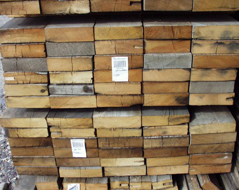 Picklewood bottom lumber / 3x9-11