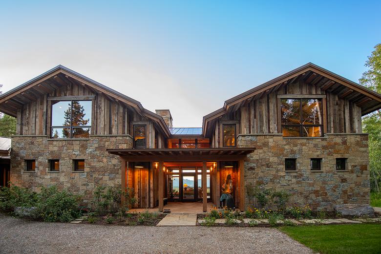 Weathered Picklewood Shiplap Siding and Antique Gray Barnwood Window Trim