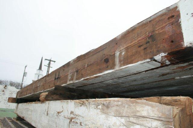 8x13x25' Antique Pine Timbers