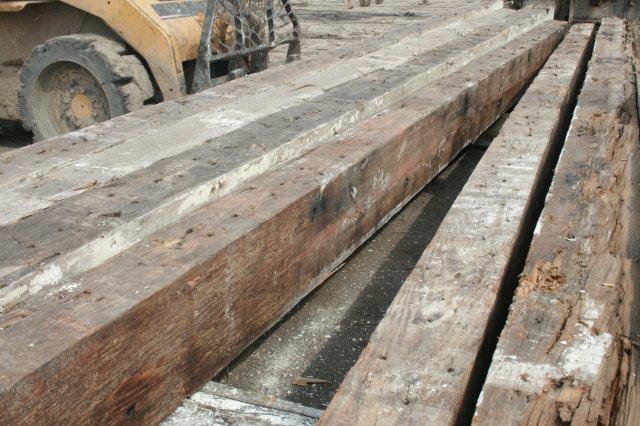 8x13x25' Antique Pine Timbers