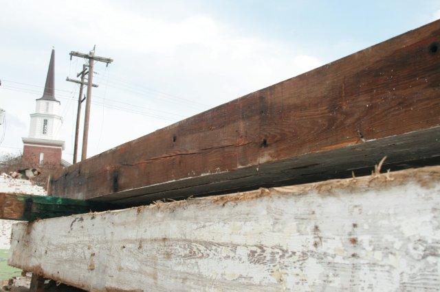 8x13x25' Antique Pine Timbers