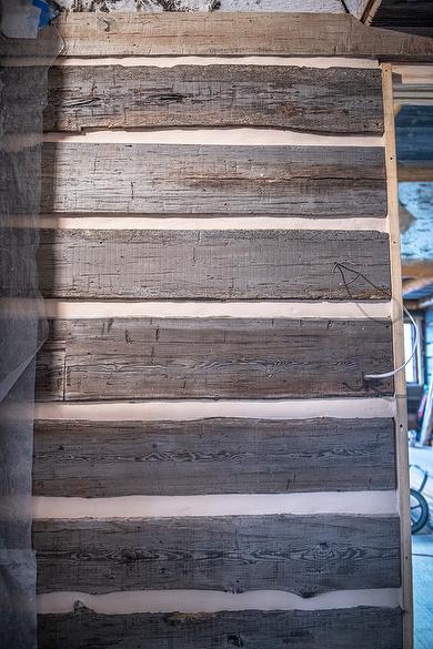 Hand-Hewn Pressed Middles (w/ Faux Hewn Texture)