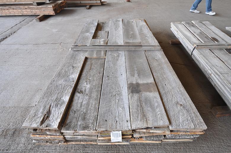 1 x 4-10" x 6-13' Gray Barnwood