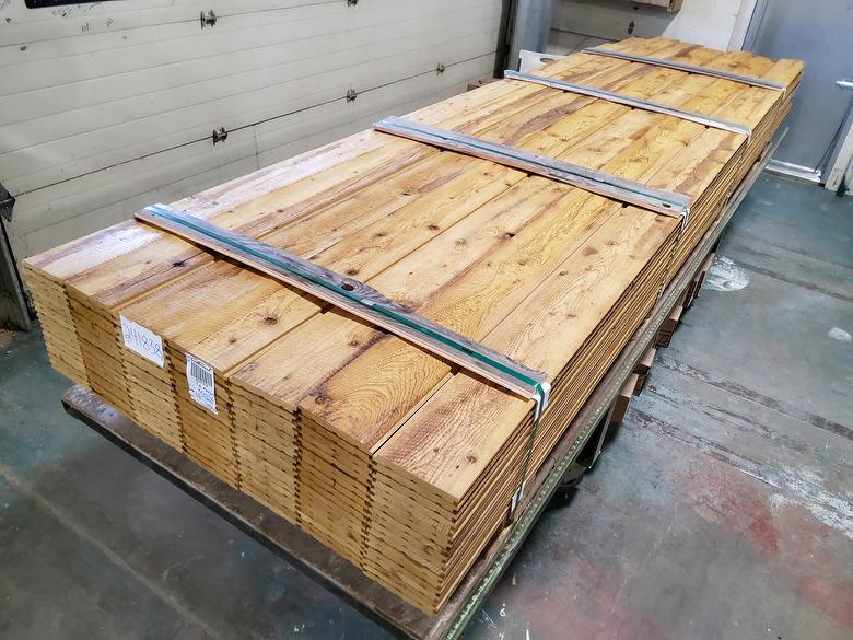 ThermalAged Brown Shiplap Lumber (Medium)
