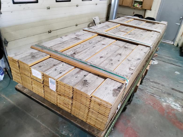 NatureAged Ultra Shiplap 6.37"