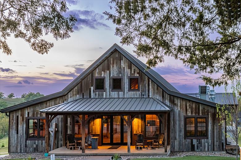 WeatheredBlend Gray Shiplap Siding