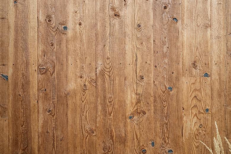 ThermalAged Medium Brown Lumber T&G Siding