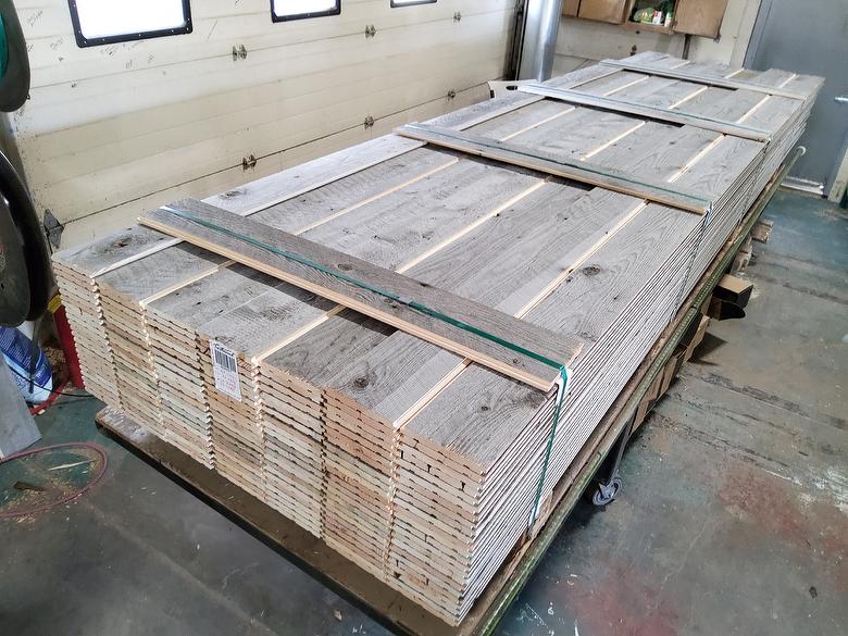 bc# 244377 - .72" x 6.375" NatureAged Gray Shiplap Lumber[Classic] - 1,178.31 sf - L = 4-16' - Photo #316125