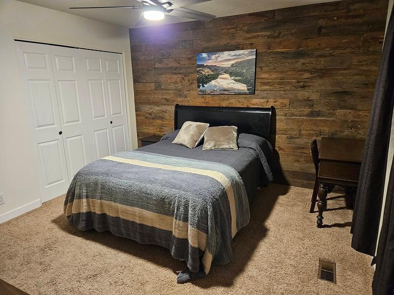 Antique Smooth Brown Lumber Accent Wall (Mira Loma)