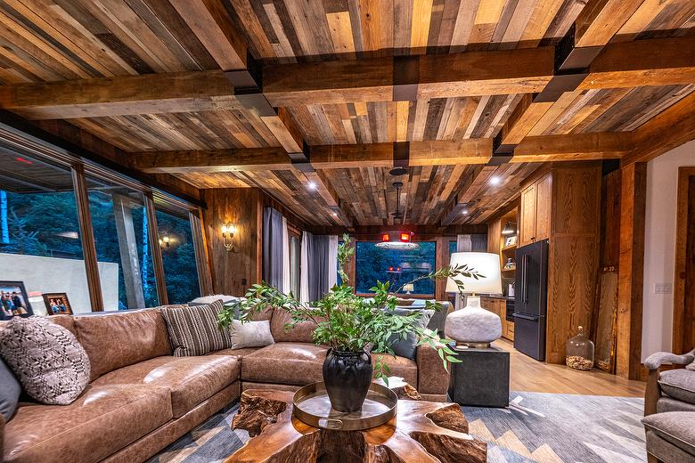 3/8"+/- WeatheredBlend Skins Ceiling and Antique Brown Barnwood Board-to-Board Paneling (Mira Loma)