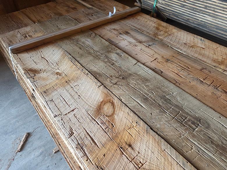 Antique Brown Pressed Hewn - Photo #321664