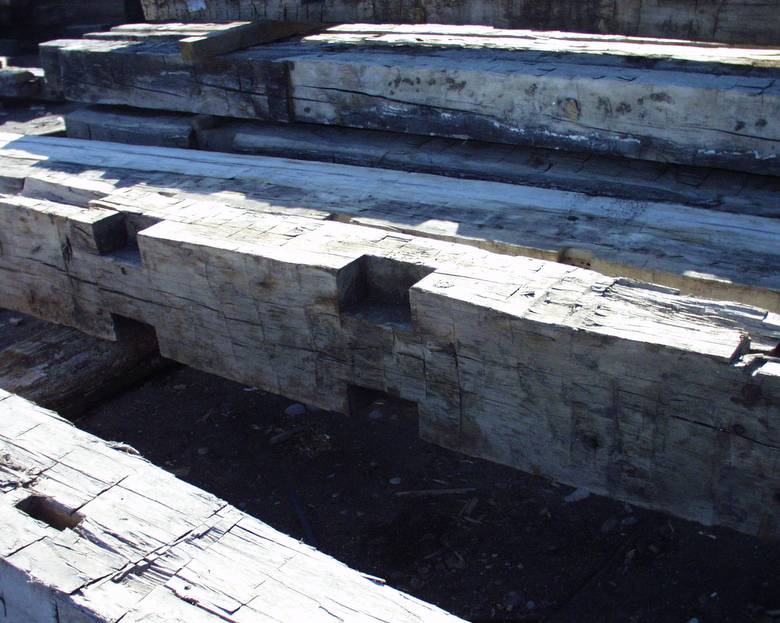 Hand Hewn Timbers / Notches 12x17x19