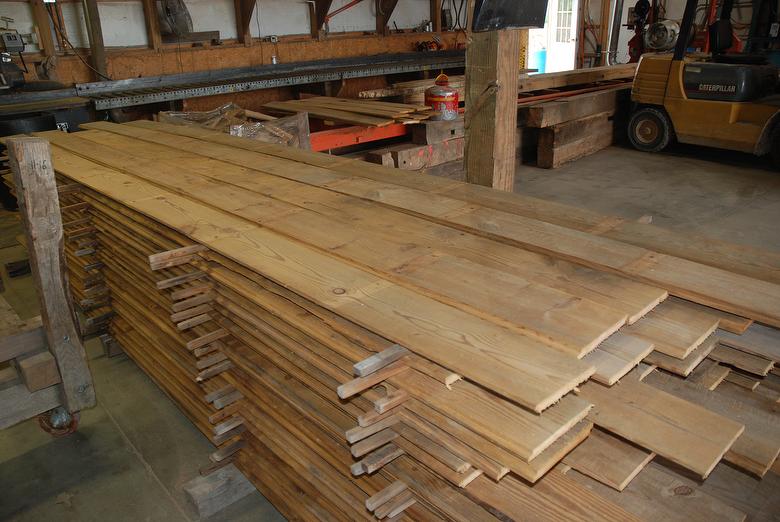 Pine Shiplap with Great Lengths