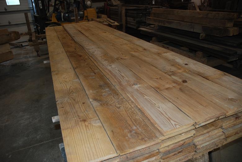 Pine Shiplap with Great Lengths