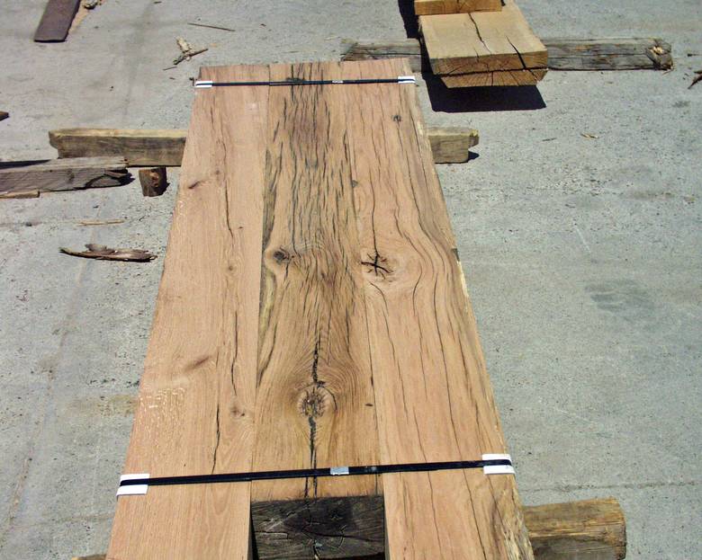 Hand planed oak timbers / Oak timbers without pockets hand-planed