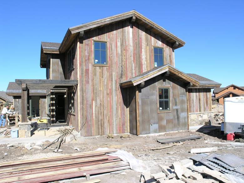 Weathered Painted Barnwood - Faded Red