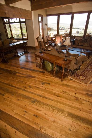 Skip-Planed Oak Floor / 30% Skip, 70% Smooth