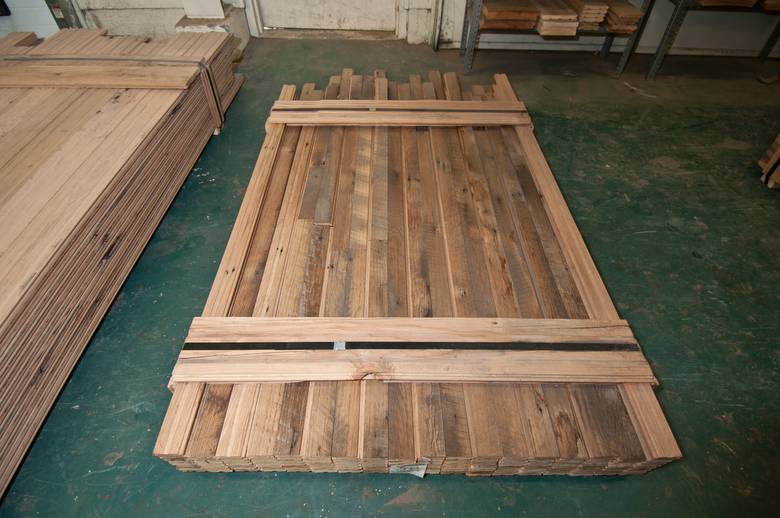 2" Antique Oak Skip-Planed T&G Flooring