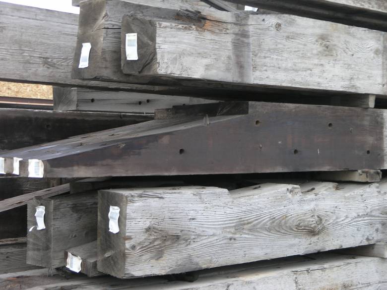 10x16 dry dock timbers / Note angled cut on end and painted-on oil