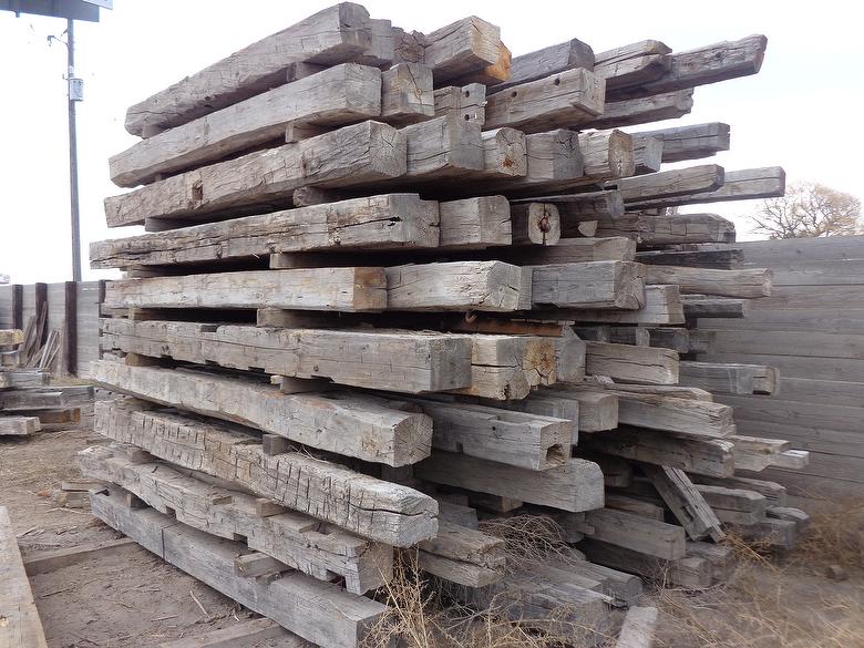 EXAMPLE TIMBERS: 9x9 (8x9, 9x9, 9x10) Hand-Hewn Timbers